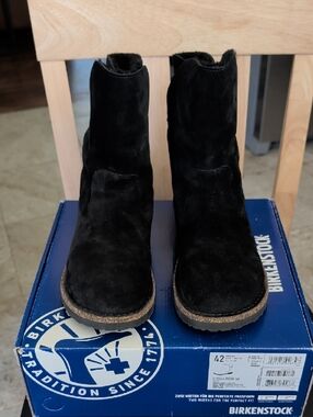 Birkenstock Upsalla Shearling Black (42) US Women's 11/Men's 9 EUC